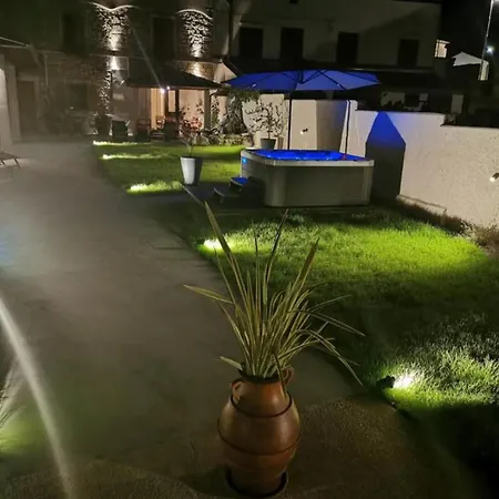 Апартаменты One Bedroom