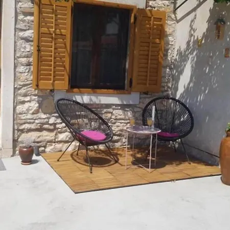 One Bedroom Marčana
