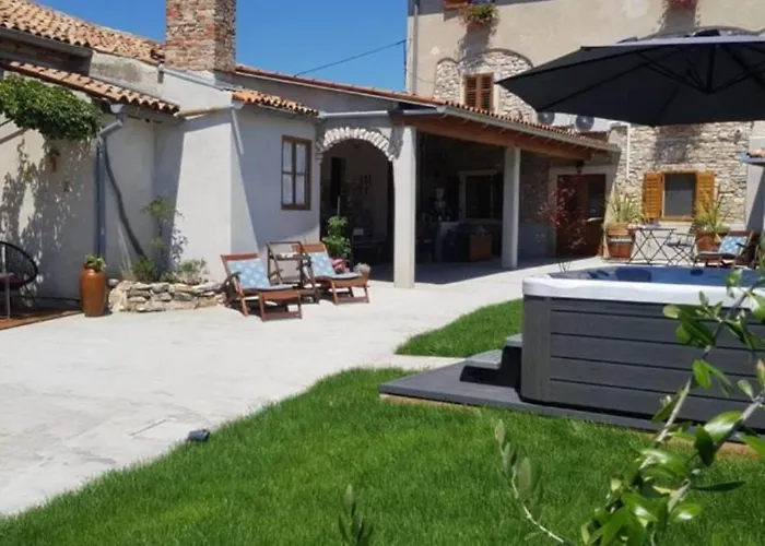 One Bedroom Apartman Marcana